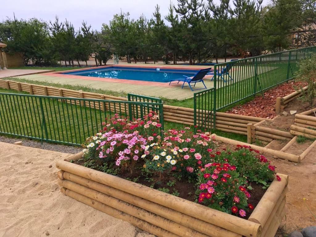 Cabana En Tunquen Con Parrilla, Fogon, Piscina Y Bosque エクステリア 写真